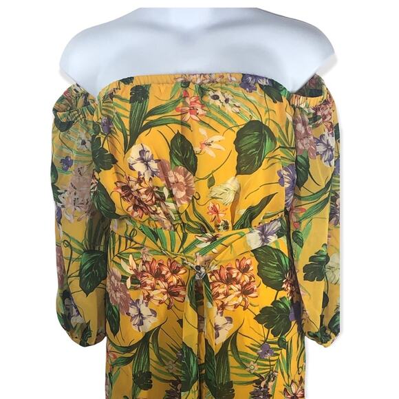 Miss Avenue Jungle Jumpsuit Off Shoulder Open Back Self Tie Belt size Small - Picture 15 of 16